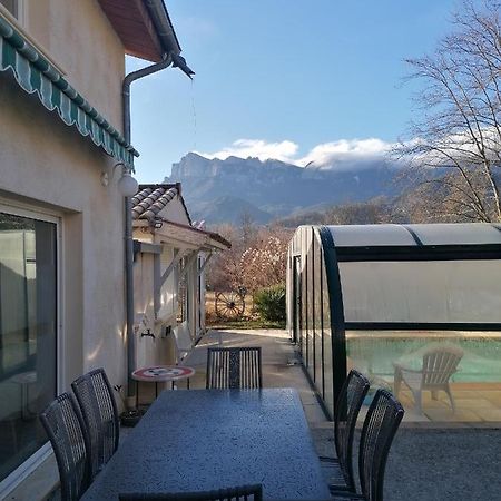 Chambre Familiale "Le Pecher" Saillans  客房 照片