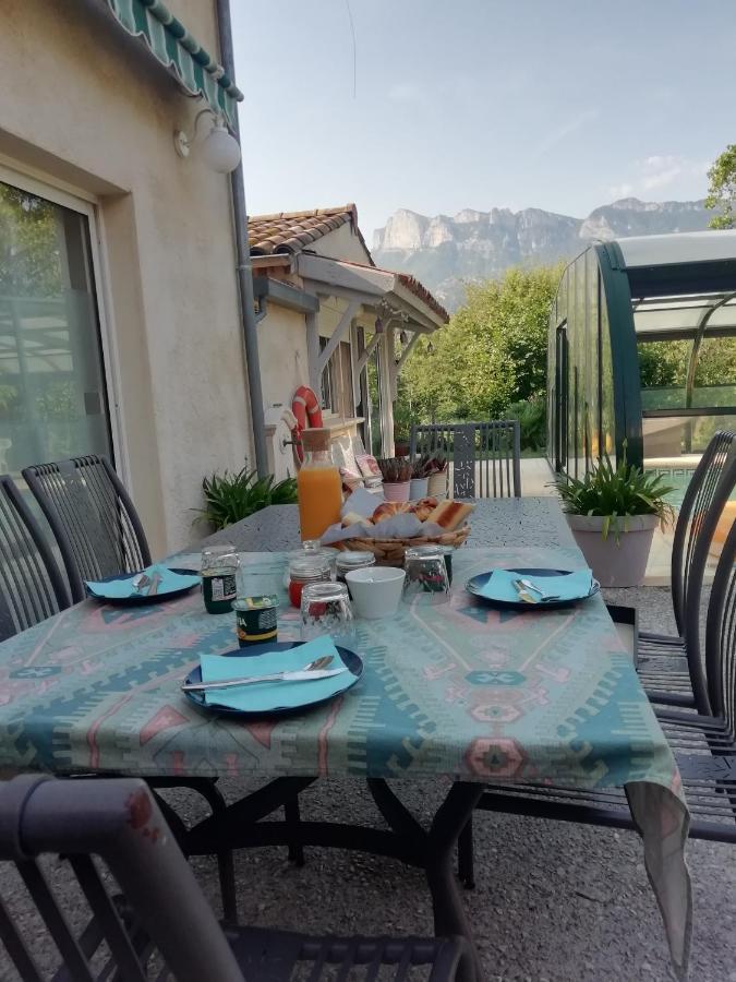 Chambre Familiale "Le Pecher" Saillans  外观 照片