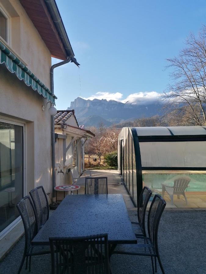 Chambre Familiale "Le Pecher" Saillans  客房 照片
